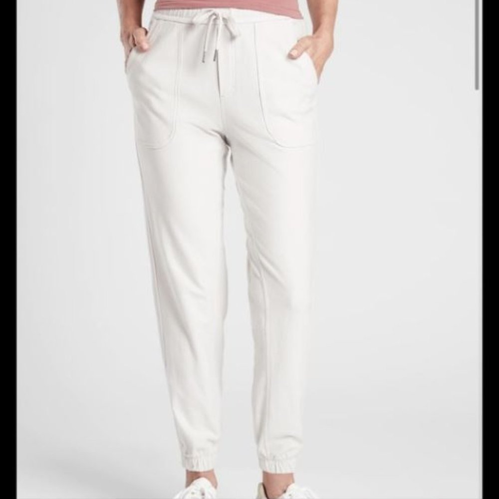 Athleta Farallon Jogger Birch Grey Size 8
